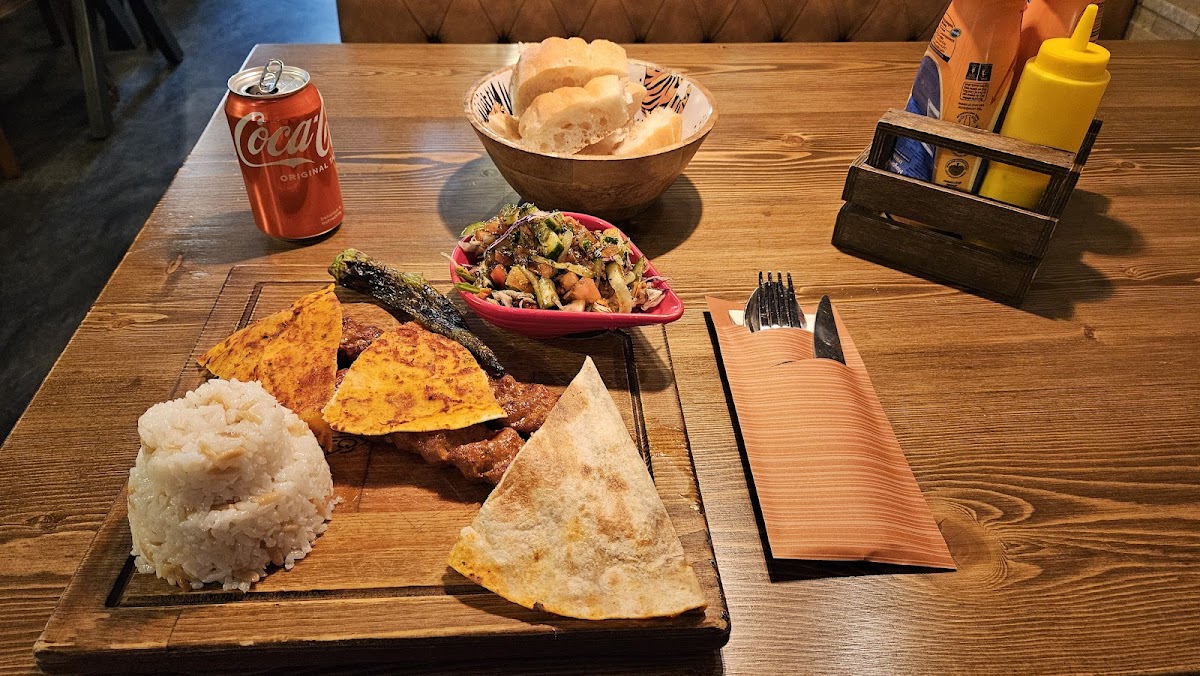 Ta-Ka Familie Restaurant-4