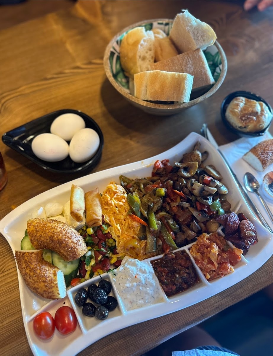 Ta-Ka Familie Restaurant-7